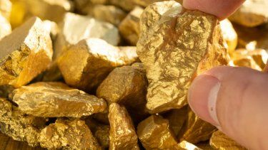 Qué Hace Que El Oro Suba?